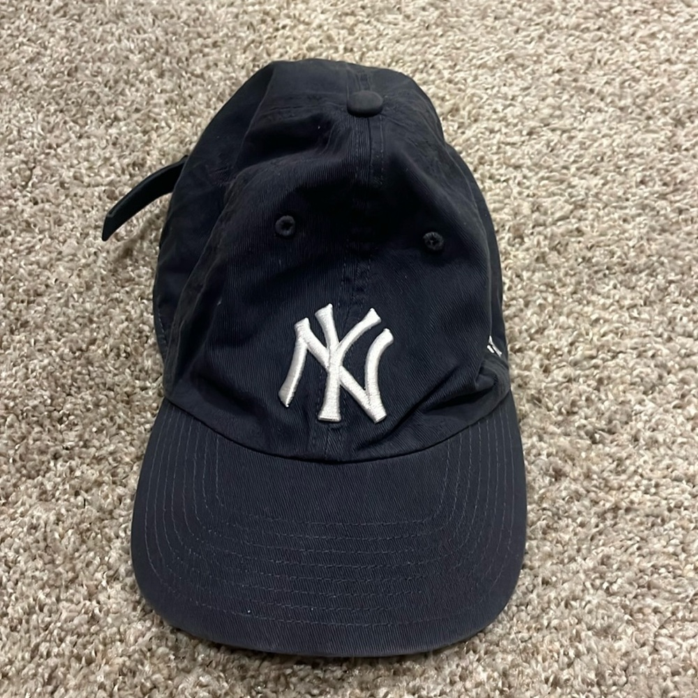 Navy NY cap